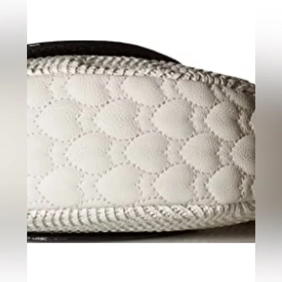 RARE NIP Betsey Johnson Wing Man Rooster 🐔 👜 in orginal packaging Collectors pc. - Picture 9 of 12